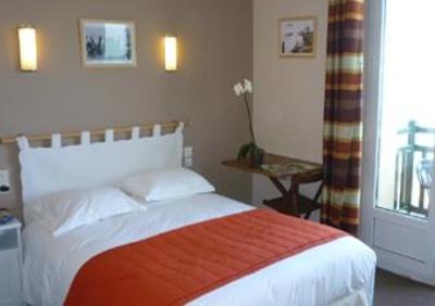 фото отеля Hotel Les Charmettes