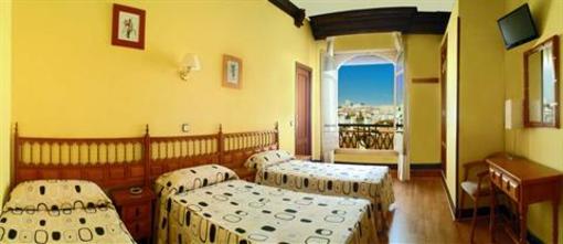 фото отеля Hostal Santillan Madrid