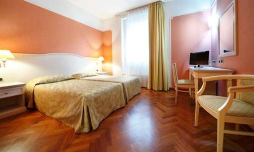 фото отеля Terminal Hotel Milan