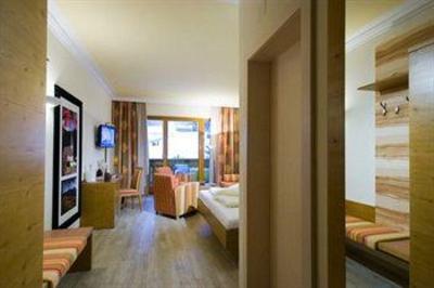 фото отеля Harmony's Hotel Kärntnerhof Bad Kleinkirchheim