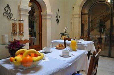 фото отеля Hotel Des Echevins