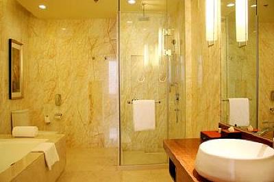 фото отеля Renaissance Tianjin Lakeview Hotel