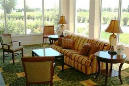 фото отеля Hilton Garden Inn Grand Forks