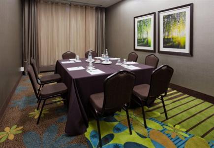 фото отеля Holiday Inn Pointe Claire Montreal Airport