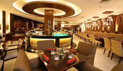 фото отеля Manila Pavillion Hotel