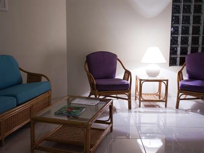 фото отеля Golden Sands Beachfront Resort