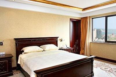 фото отеля Fuxin Hotel