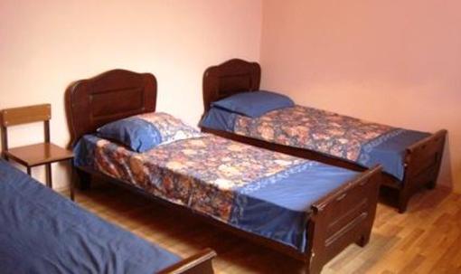 фото отеля Gulnasi's Guest House