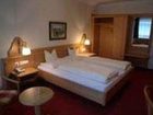 фото отеля Hotel Zur Linde Mistelbach