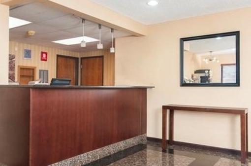 фото отеля Red Roof Inn Le Roy