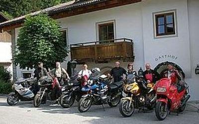 фото отеля Hotel Gasthof zum Goldenen Lowen