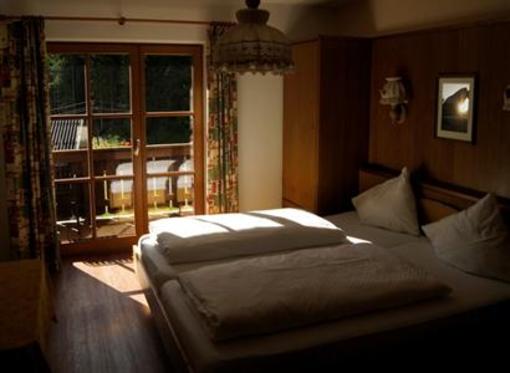 фото отеля Hotel Gasthof zum Goldenen Lowen