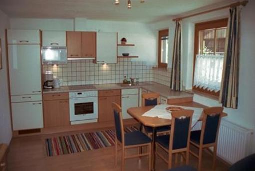 фото отеля Weilerhof Gastehaus Obertilliach