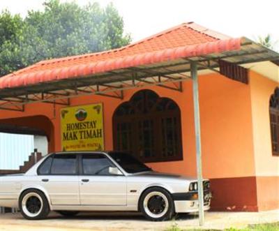 фото отеля Mak Timah Homestay