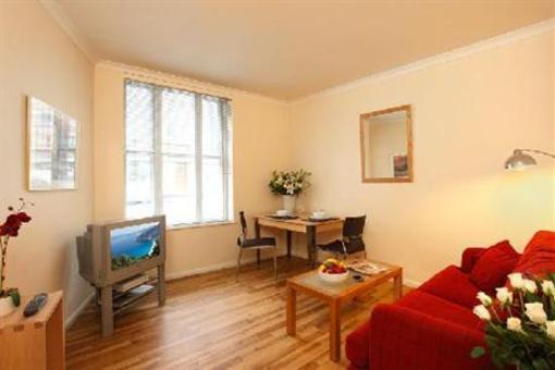 фото отеля SACO Apartment Victoria Bristol