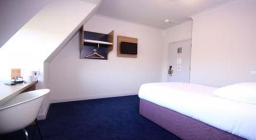 фото отеля Travelodge Hotel Stevenage Hitchin