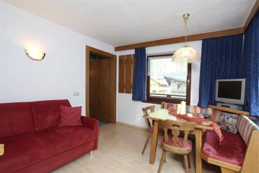 фото отеля Appartement Sporthutte Fiegl Langenfeld