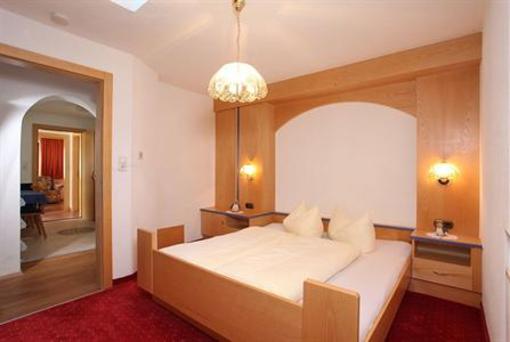фото отеля Appartement Sporthutte Fiegl Langenfeld