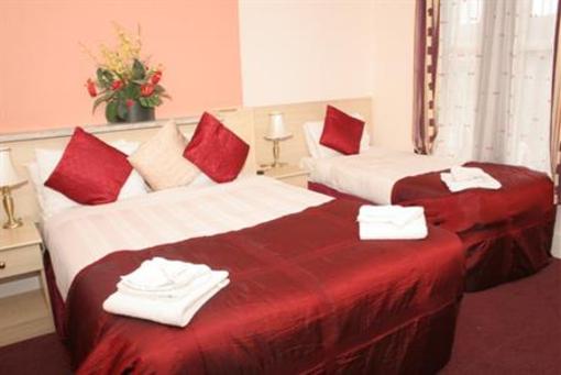 фото отеля Crompton Guest House London