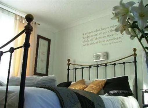 фото отеля Orchard Lodge