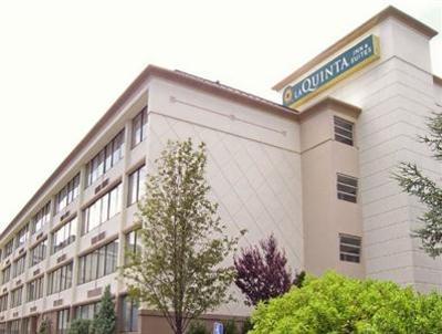 фото отеля La Quinta Inn & Suites Clifton