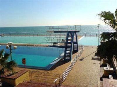 фото отеля Glenlodge 401 Apartment Cape Town