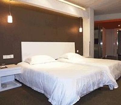 фото отеля Motel 168 Zhongshan Park Wuhan