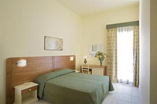 фото отеля Complesso Turistico Alberghiero Delle Rose