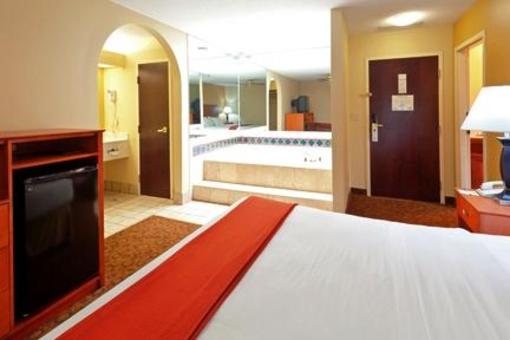 фото отеля Holiday Inn Express Trussville