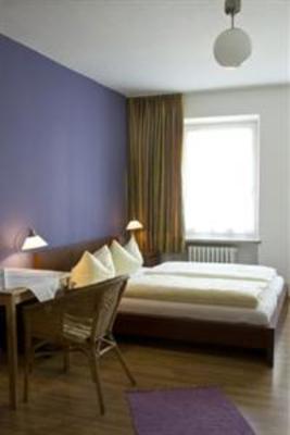 фото отеля Pension Am Hauptbahnhof Munich