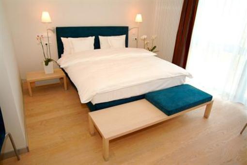 фото отеля Hotel Zollamt Kaiserslautern