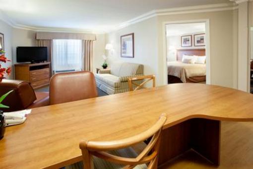 фото отеля Candlewood Suites San Antonio Downtown