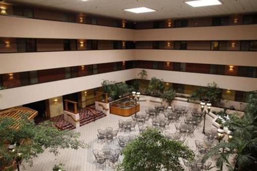 фото отеля Viscount Suite Hotel