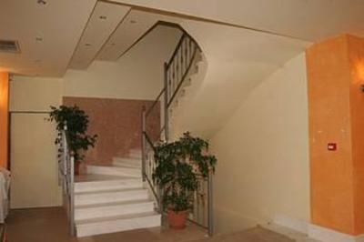 фото отеля Grand Olympic Hotel