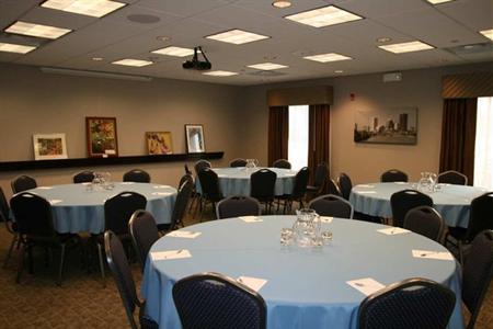 фото отеля Hampton Inn Rochester-Irondequoit