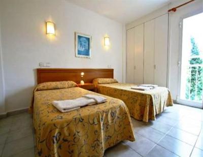 фото отеля Ferrera Beach Apartments Felanitx
