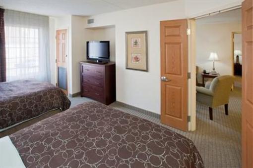 фото отеля Staybridge Suites Downtown Indianapolis