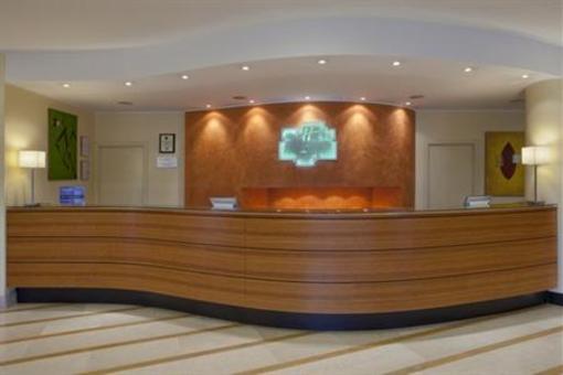 фото отеля Holiday Inn Cagliari