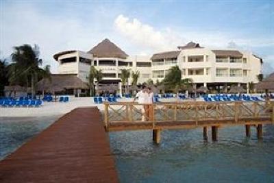фото отеля Isla Mujeres Palace Resort