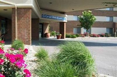 фото отеля Lincoln Heights Hotel - Lincoln Airport