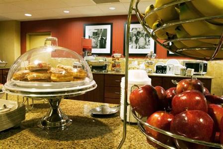 фото отеля Hampton Inn Knoxville-West At Cedar Bluff