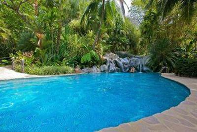 фото отеля Ylang Ylang Beach Resort