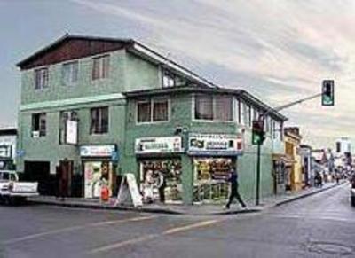 фото отеля Hostal Li-ming