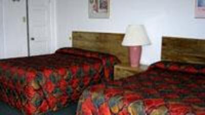 фото отеля Deluxe Inn Motel