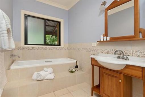 фото отеля Bundaleer Retreat