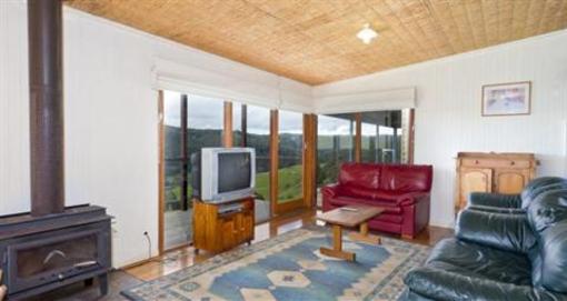 фото отеля King Parrot Cottages & Conference Retreat