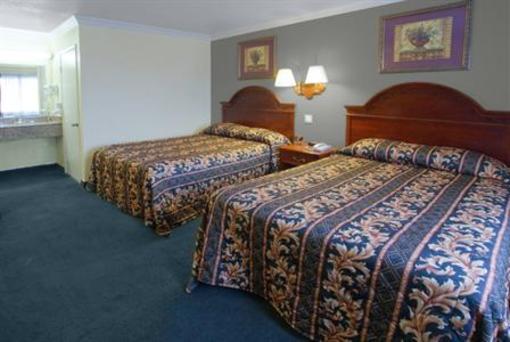 фото отеля Americas Best Value Inn Rialto