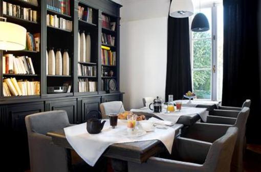 фото отеля Maison La Porte Rouge Bed & Breakfast Niort