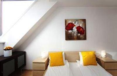 фото отеля Vienna-apartment-one Mariannengasse