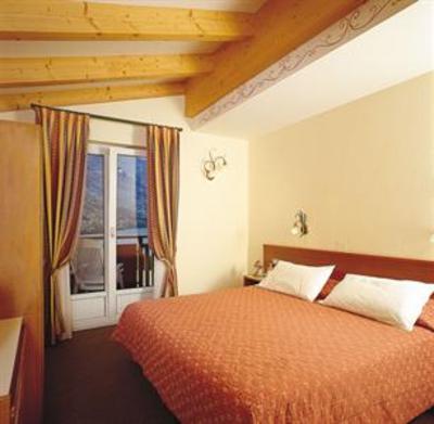 фото отеля Hotel Des Alpes Molveno